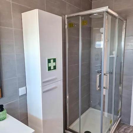 Riverfront 2 Bedrooms With Balcony Cruz Quebrada