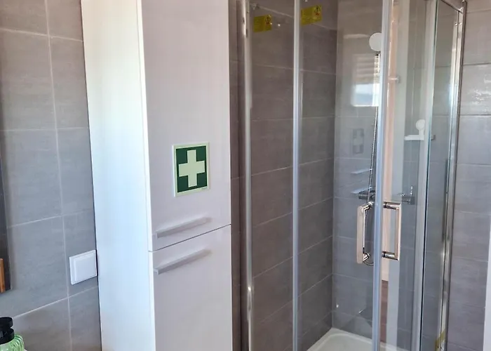 Riverfront 2 Bedrooms With Balcony Cruz Quebrada